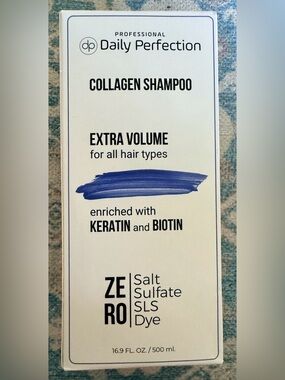 Perfection Daily Perfection Collagen Shampoo - White with Blue Accent